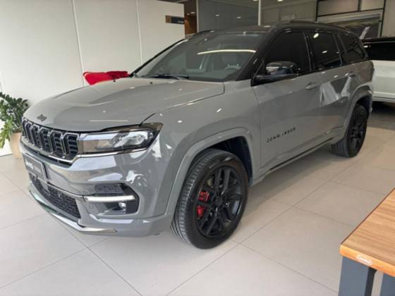 JEEP COMMANDER 2.0 HURRICANE 4 TURBO GASOLINA BLACKHAWK AT9 JEEP COMMANDER 2.0 HURRICANE 4 TURBO GASOLINA BLACKHAWK AT9